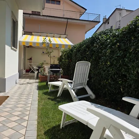 La Delle Stelle * Viareggio